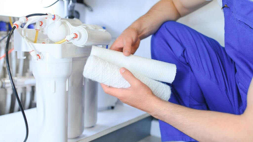 Reverse Osmosis vs. Ion Exchange